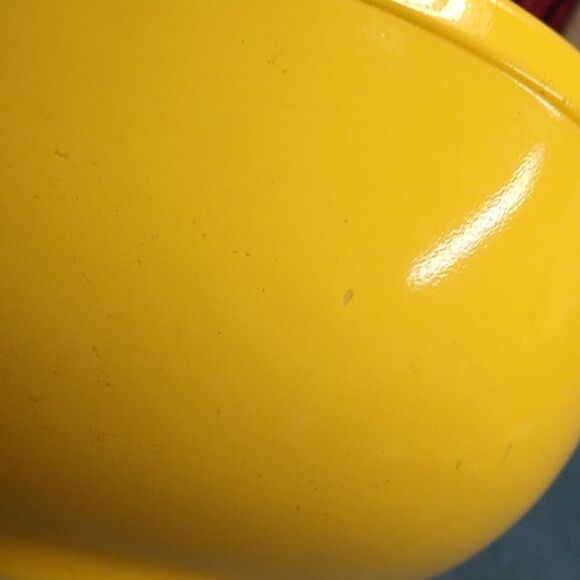 Pyrex Yellow and White Mixing Bowl Cottagecore Grandmacore Countrycore - Picture 5 of 8